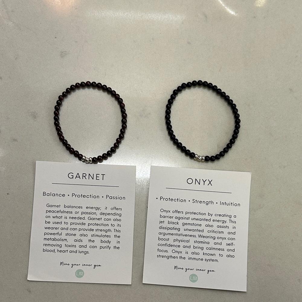Garnet & Onyx Beaded Stretch Bracelet with Silver Accent - 6.5 wrist Capricorn
